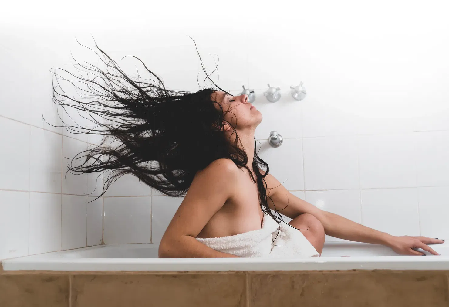 Comment détoxifier et purifier ses cheveux en profondeur ?
